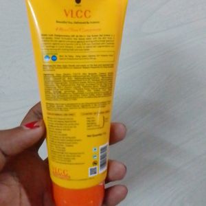 VLCC Sunscreen