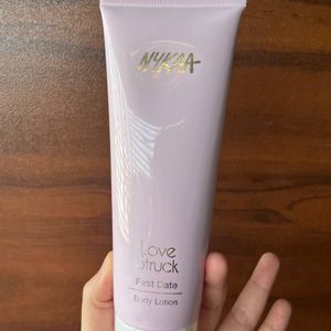 Nykaa Love Struck Body Lotion - First Date