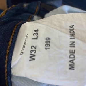 Unused Branded Kanva Torn Jeans Buyed In Showroom