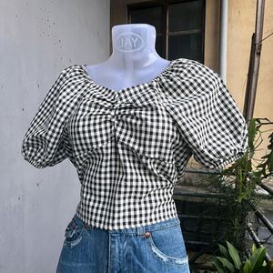 Black And White Gingham Crop Top 🎀