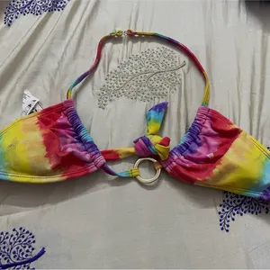 MULTICOLOUR BRALETTE