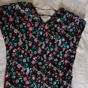 Floral Top New 1 Time Used