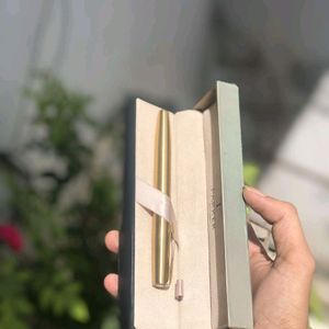 Parker Orginal ₹999 Pen In Just ₹600