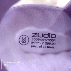 Used Zudio Sandals