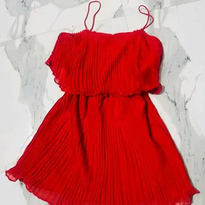 this is a pritty red dress