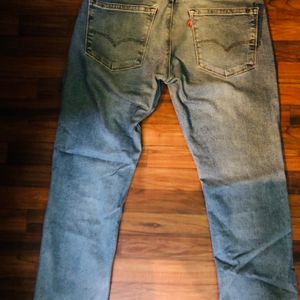 LEVI’S MEN JEANS