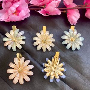 Trendy Crystal Flower Hair Clips