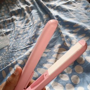 Pink Mini Straightener