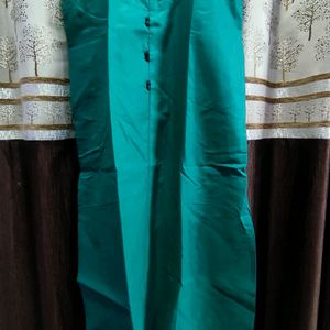 Sleeveless Kurta