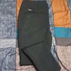 Black Active Jeggings.