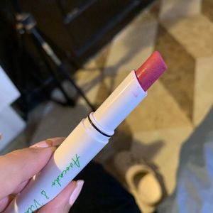 Mamaearth Lipstick