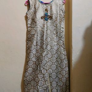 Middle Cut Kurti