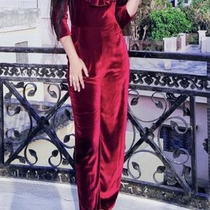 BURGUNDY VELVET RUFFLES JUMPSUIT