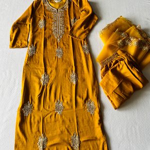 Tikhi Imli Gorgeous 3 Piece Kurta set,net dupatta