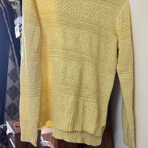 Yellow sweater