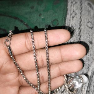 Chain With Ring