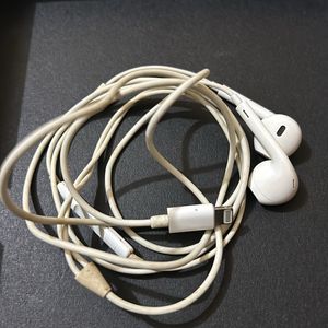 Original Apple Earphone Lightning Cable