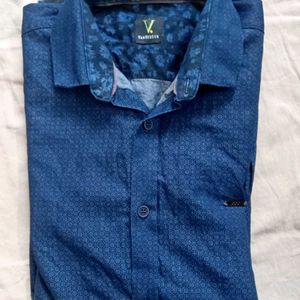 VANHEUSEN brand Premium Quality Shirt