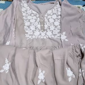 Lakhnawi Kurti