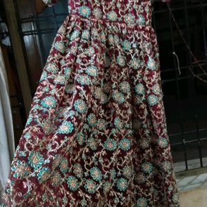 Beautiful 😍 Maroon Gown Available For 1 Weeeeek