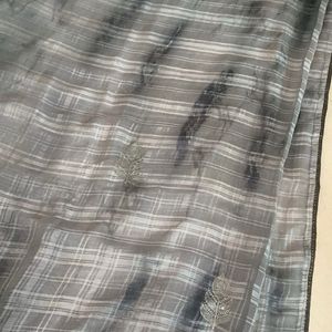 Beautiful Grey Shaded saree