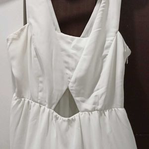 Zara Sleeveless White Top