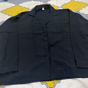 black oversize shirt