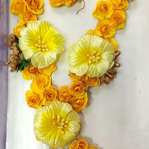 Haldi Necklace. Paper Flower Work