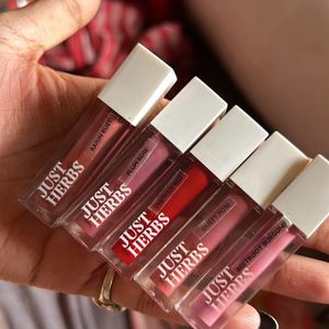 Set Of 5 Matte Lipsticks