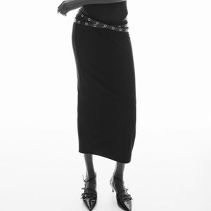 Ribbed pencil skirt