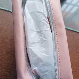 The Moms Co. Makeup Pouch