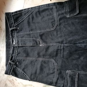 Black Cargo Jeans