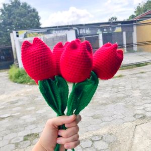 Set Of 6 Crochet Red Tulips 🌷❤️ With Freebie 🎁