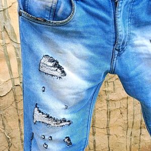 Denim Jeans 👖 damaged Jean