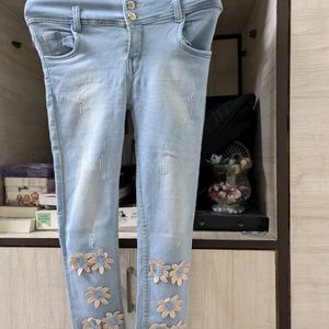 Women Stretchable Light blue Denim