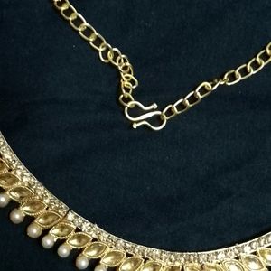 Golden Nacklace