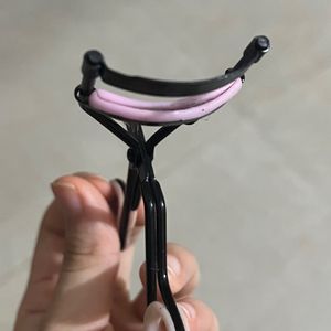 Eyelash Curler