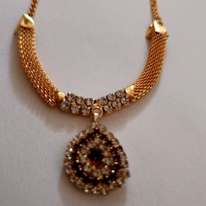 It is a small pretty Elegant Necklace