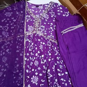 Women Kurta Pant Dupatta Set Purple