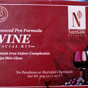 Nutriglow Advanced Pro Formula Red Wine Facial Kit