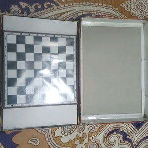 Black And White Chess Board Set