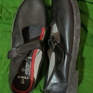 Black Womens Shoes With Velcro