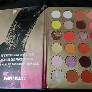 3 Page Eyeshadow Book