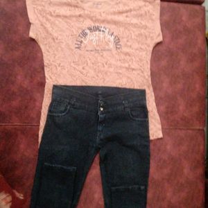 I Am Selling Set Of Top And Jeans