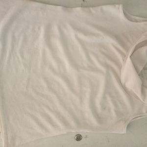 White Styieslh Top