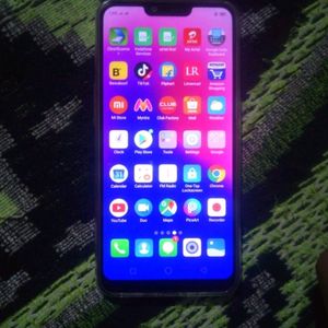 Realme 2