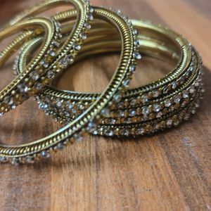 Stone Bangles 8 PIECES (1set)