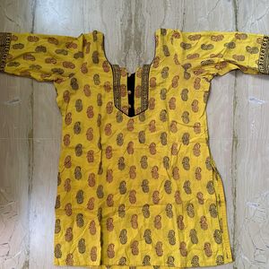 Short Kurti