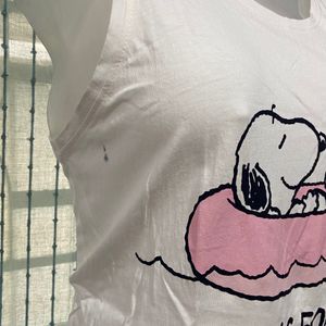 Peanuts / Snoopy Tank Top. To Fit Bust 32-34.