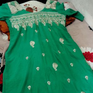 Beautiful Kurta For girls And Women Size issue